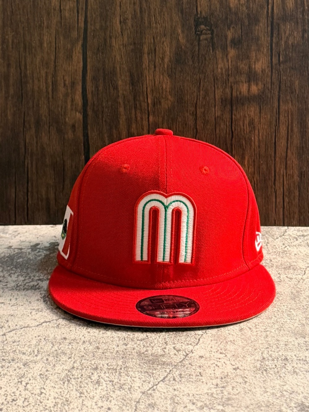New Era 9FIFTY Mexico Red Snapback Hat Gray Undervisor Flag Side Patch OSFA